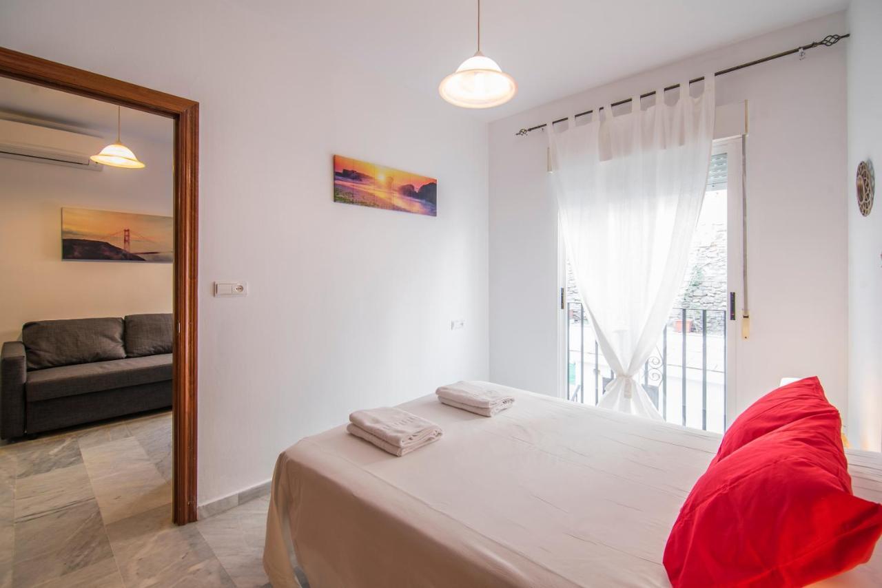Apartamentos Granata กรานาดา ภายนอก รูปภาพ