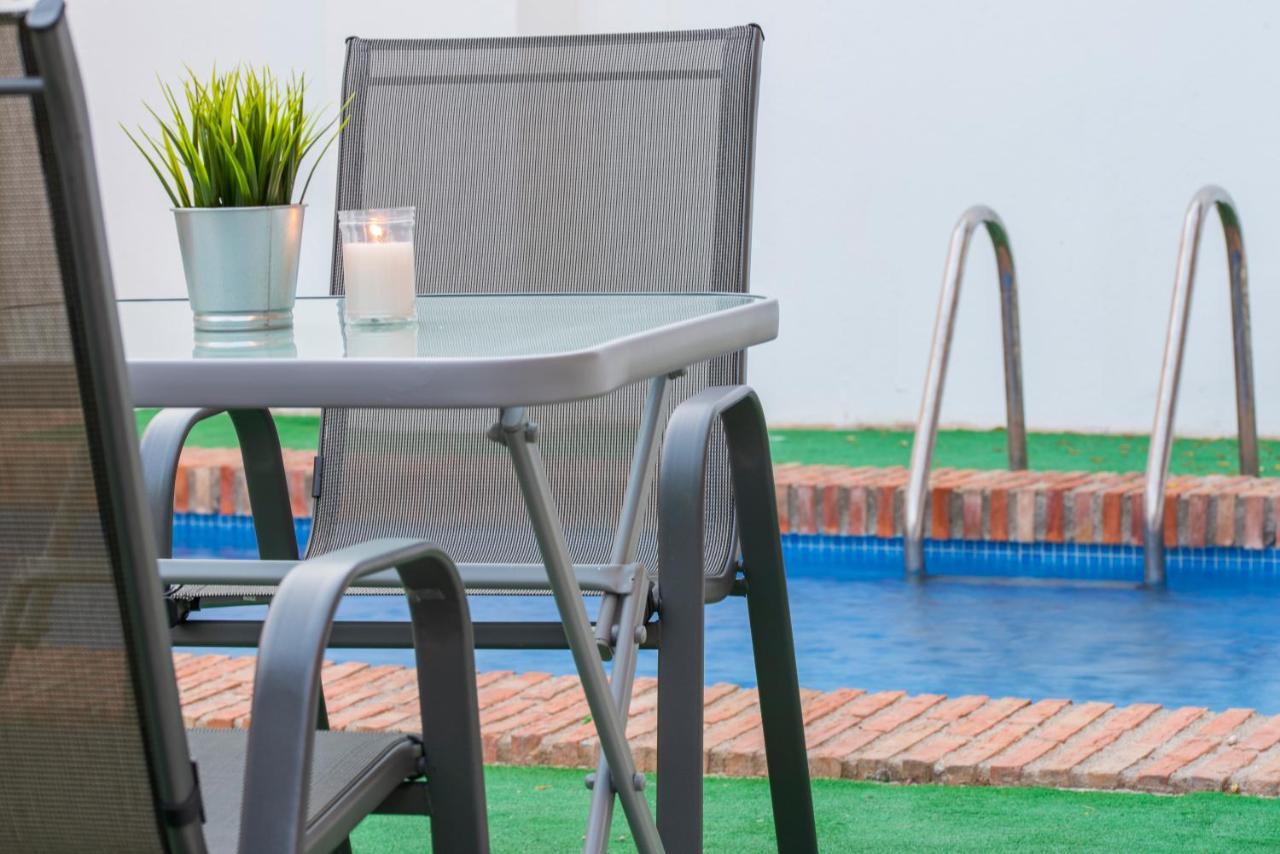 Apartamentos Granata กรานาดา ภายนอก รูปภาพ