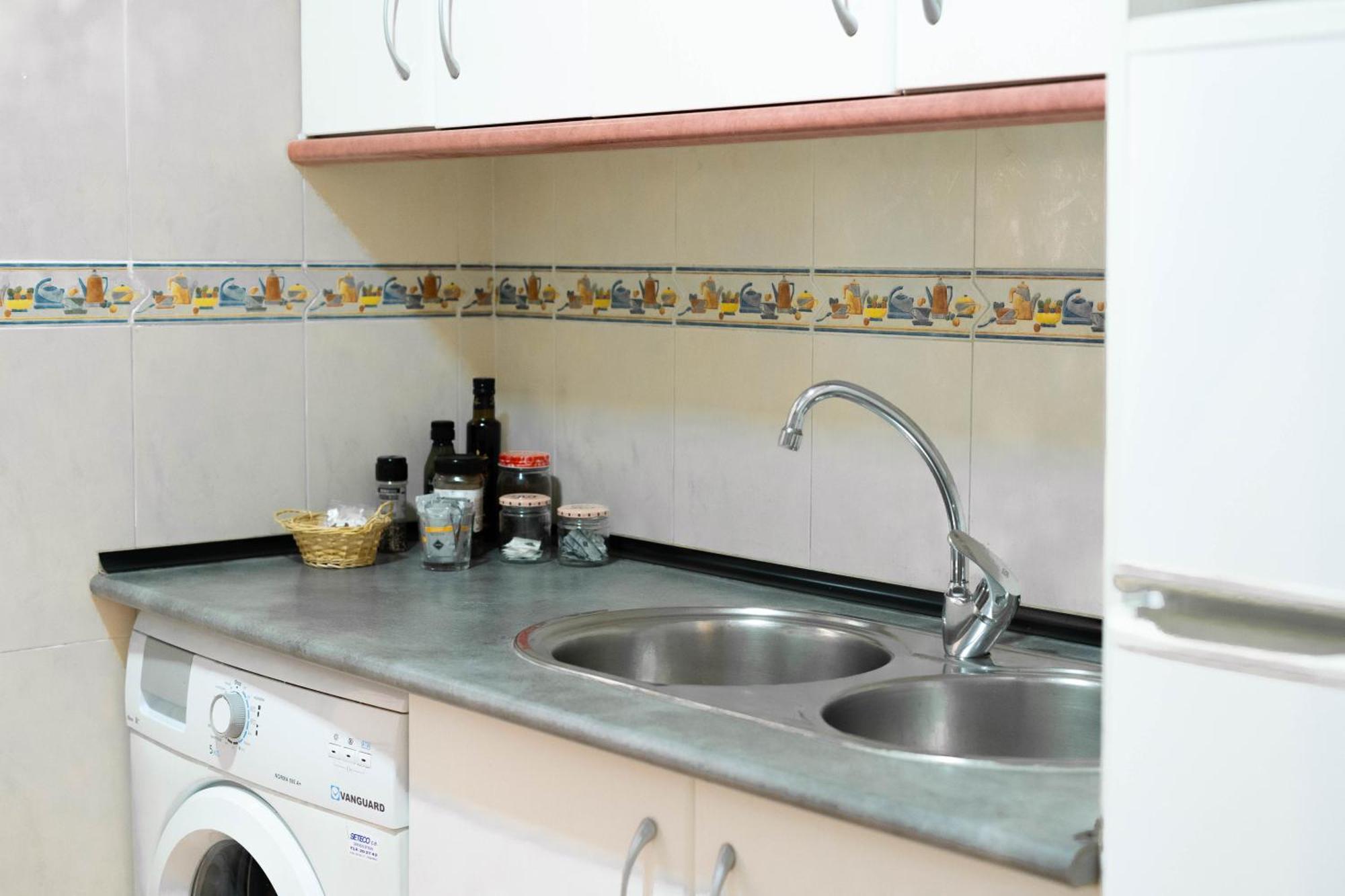 Apartamentos Granata กรานาดา ภายนอก รูปภาพ